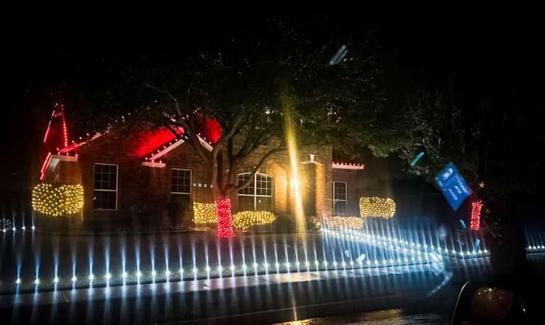 Best-holiday-light-installation